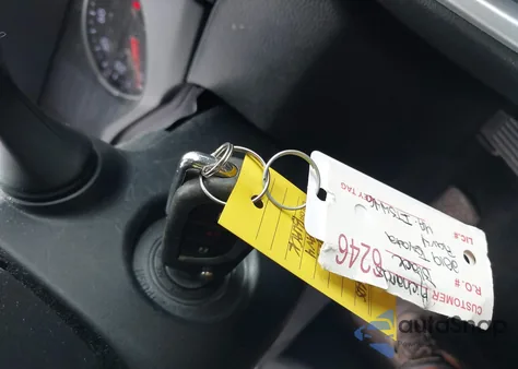 2019 Toyota Rav4 Le z USA, uszkodzony, nr VIN 2T3H1RFV4KW021374